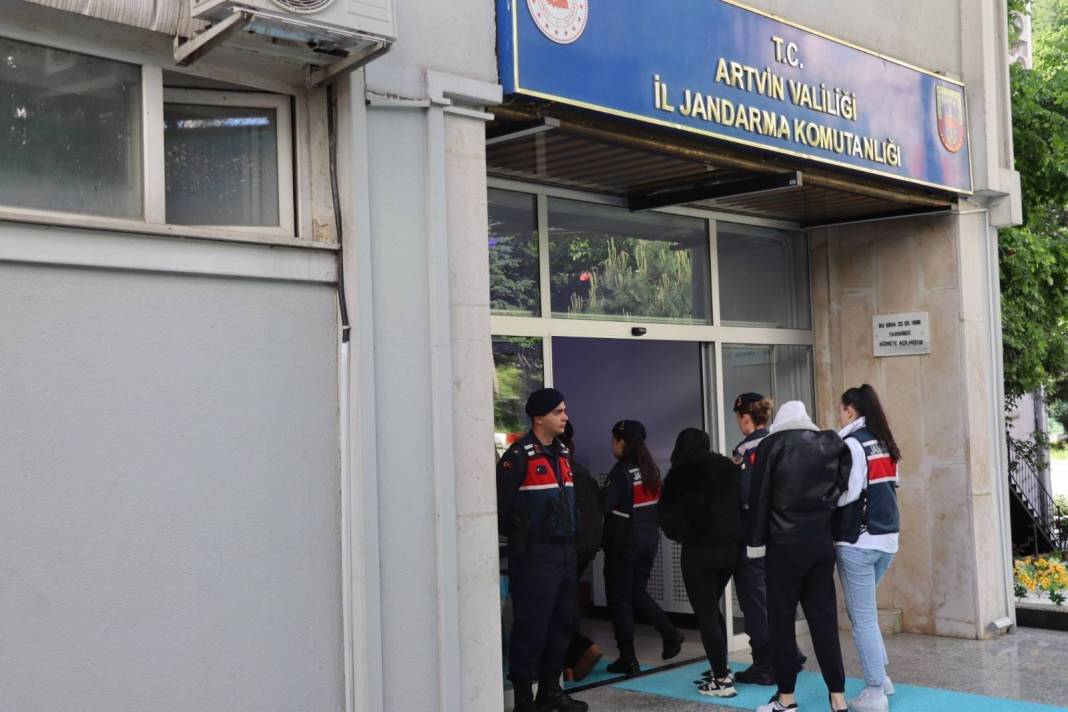 1,7 milyar TL’lik vurgun! “DENGE” operasyonu ile 5 ilde çökertilen dolandırıcılık ağına darbe 12